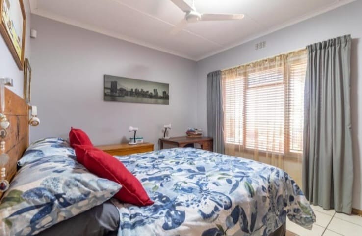 3 Bedroom Property for Sale in Vredenburg Western Cape